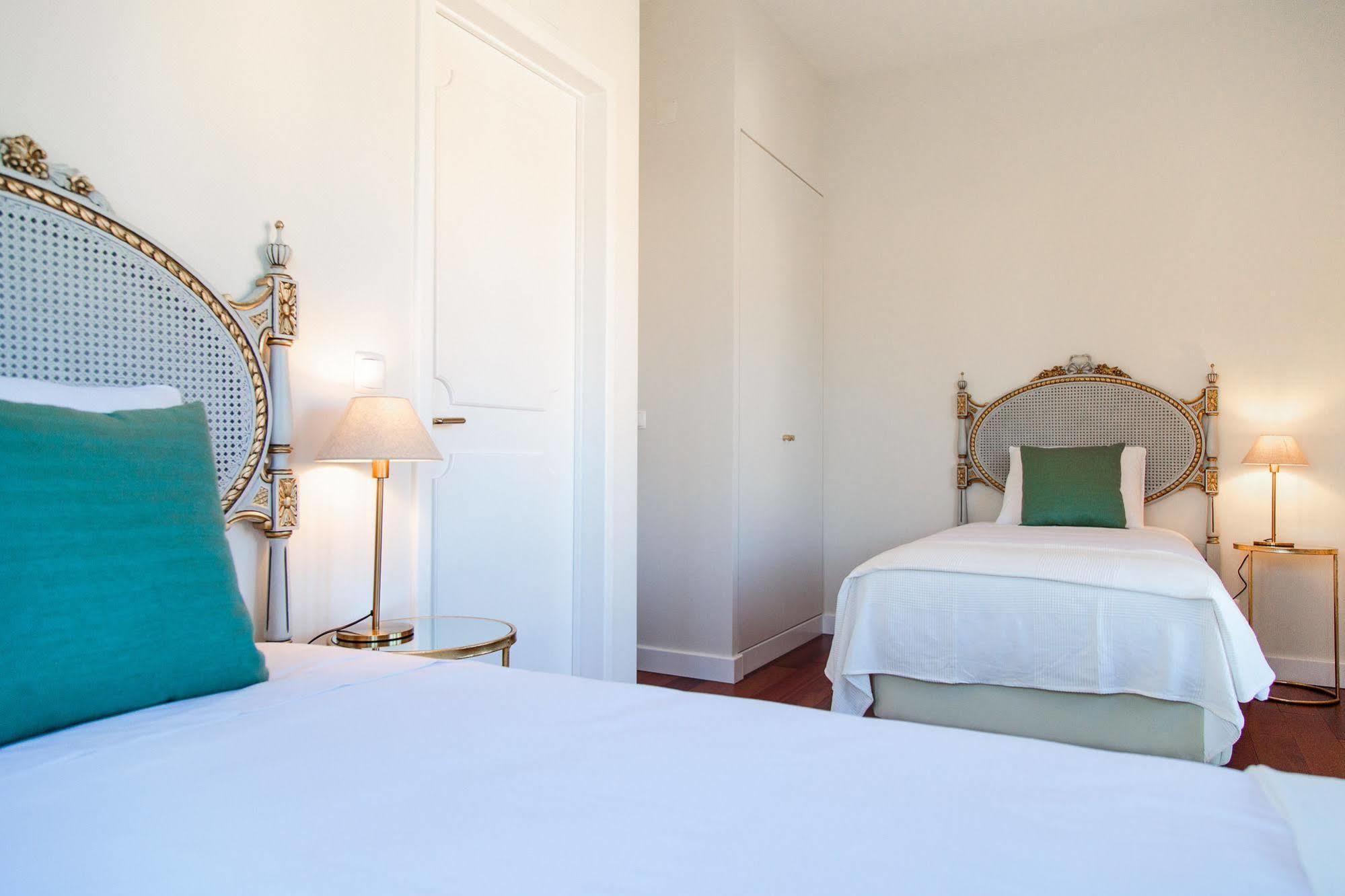 My House At Estoril Guesthouse Екстер'єр фото